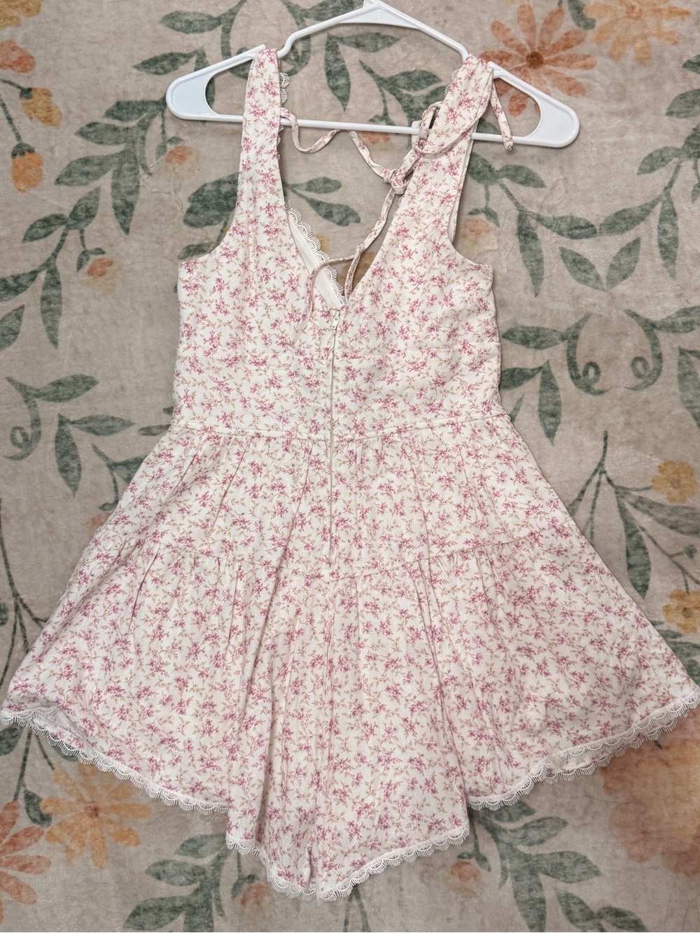 Altard’s State Connie Floral Pink Lace Trimmed Romper - Picture 4 of 4